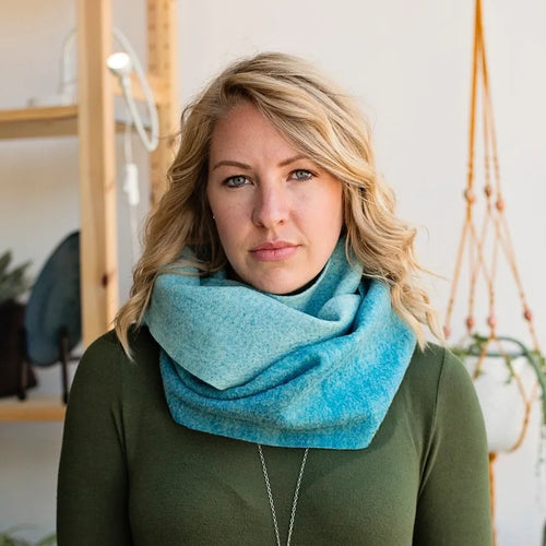 Infinity Scarf in Blue/Mint