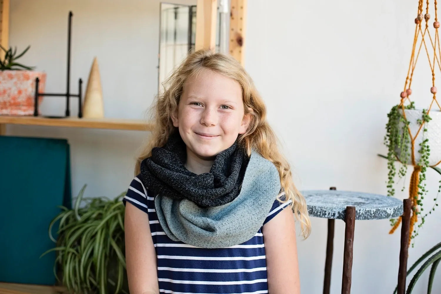 Infinity Scarf in Black/Gray
