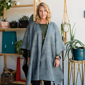 Long Poncho in Black/Gray