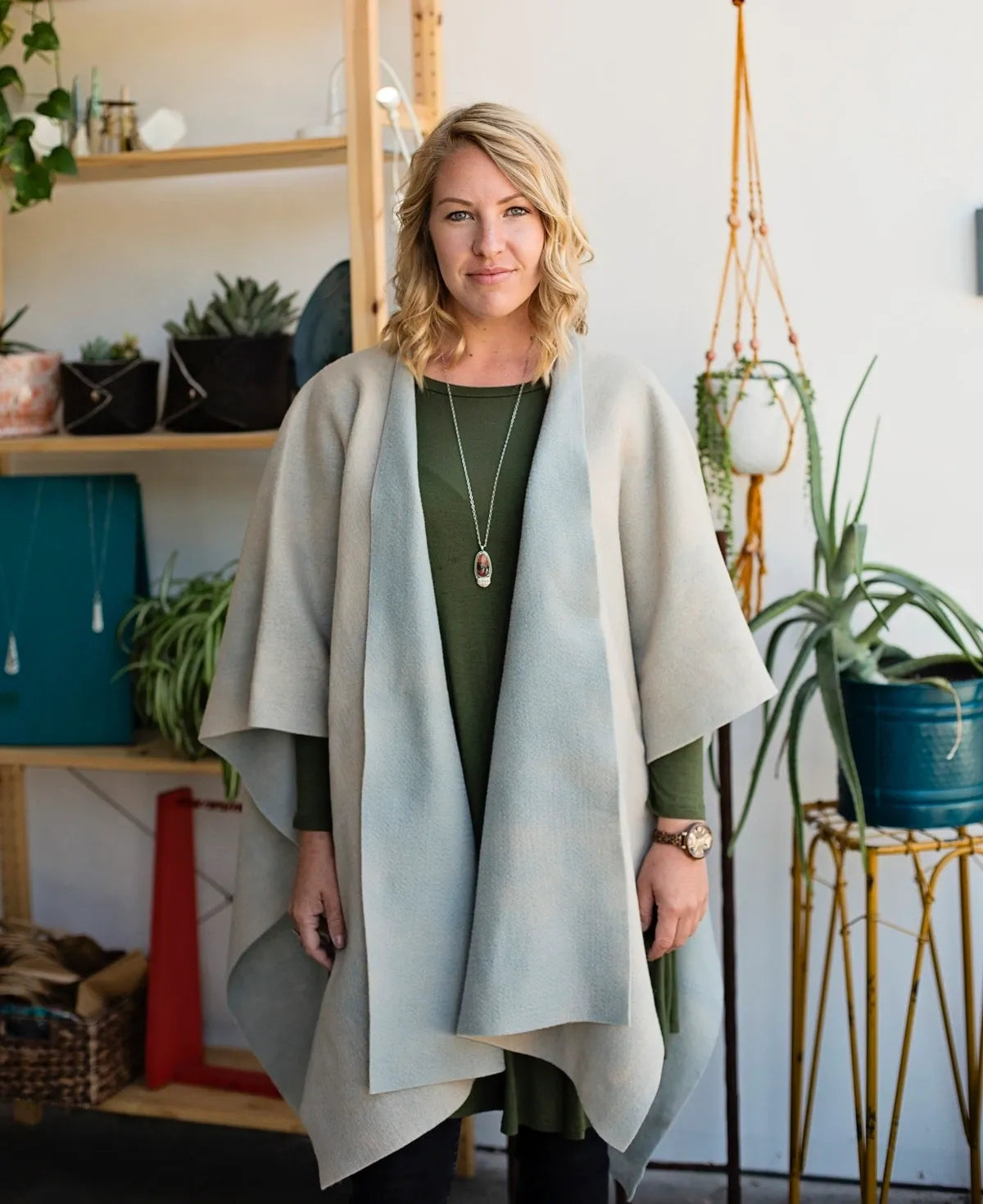 Long Poncho in Gray/Tan