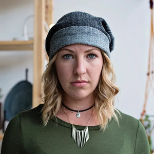 Slouchy Hat in Black/Gray