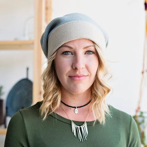 Slouchy Hat in Gray/Tan